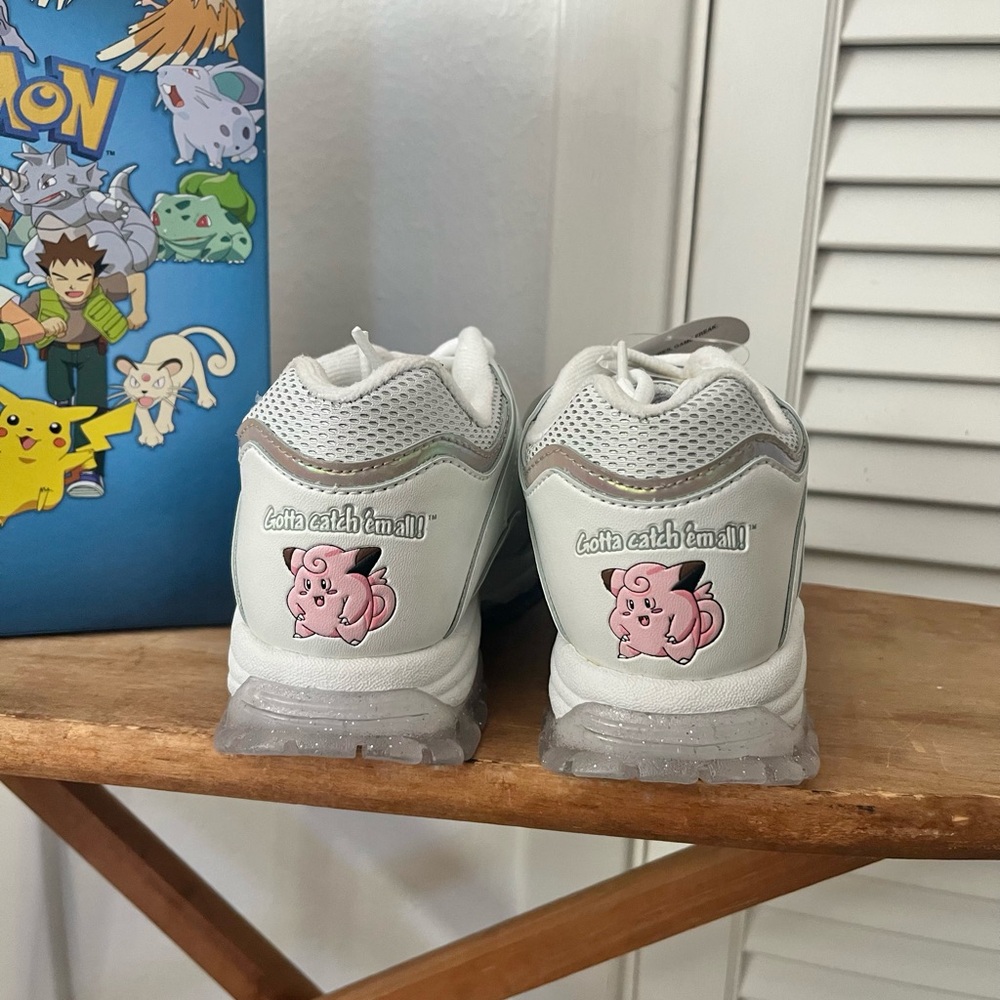 Vintage Brand New Pokemon Kids Sneakers - Picture 3 of 13